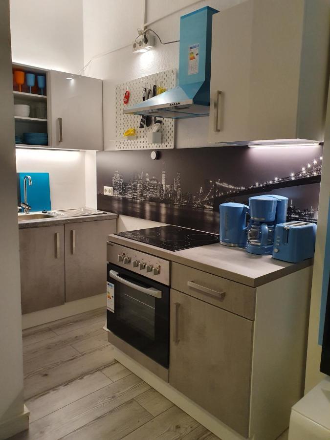 Central Lichtenberger Apartment For 6 People Берлін Екстер'єр фото
