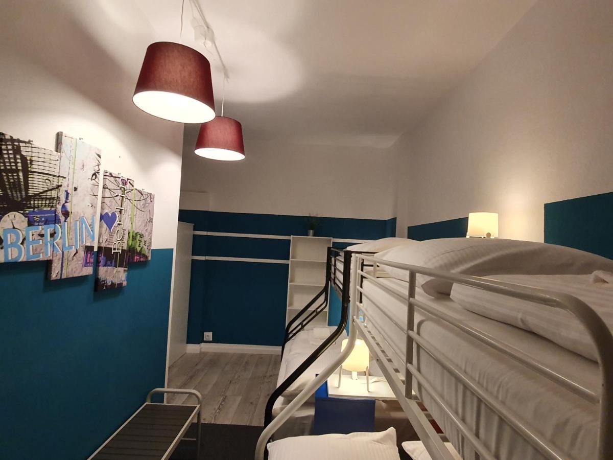 Central Lichtenberger Apartment For 6 People Берлін Екстер'єр фото
